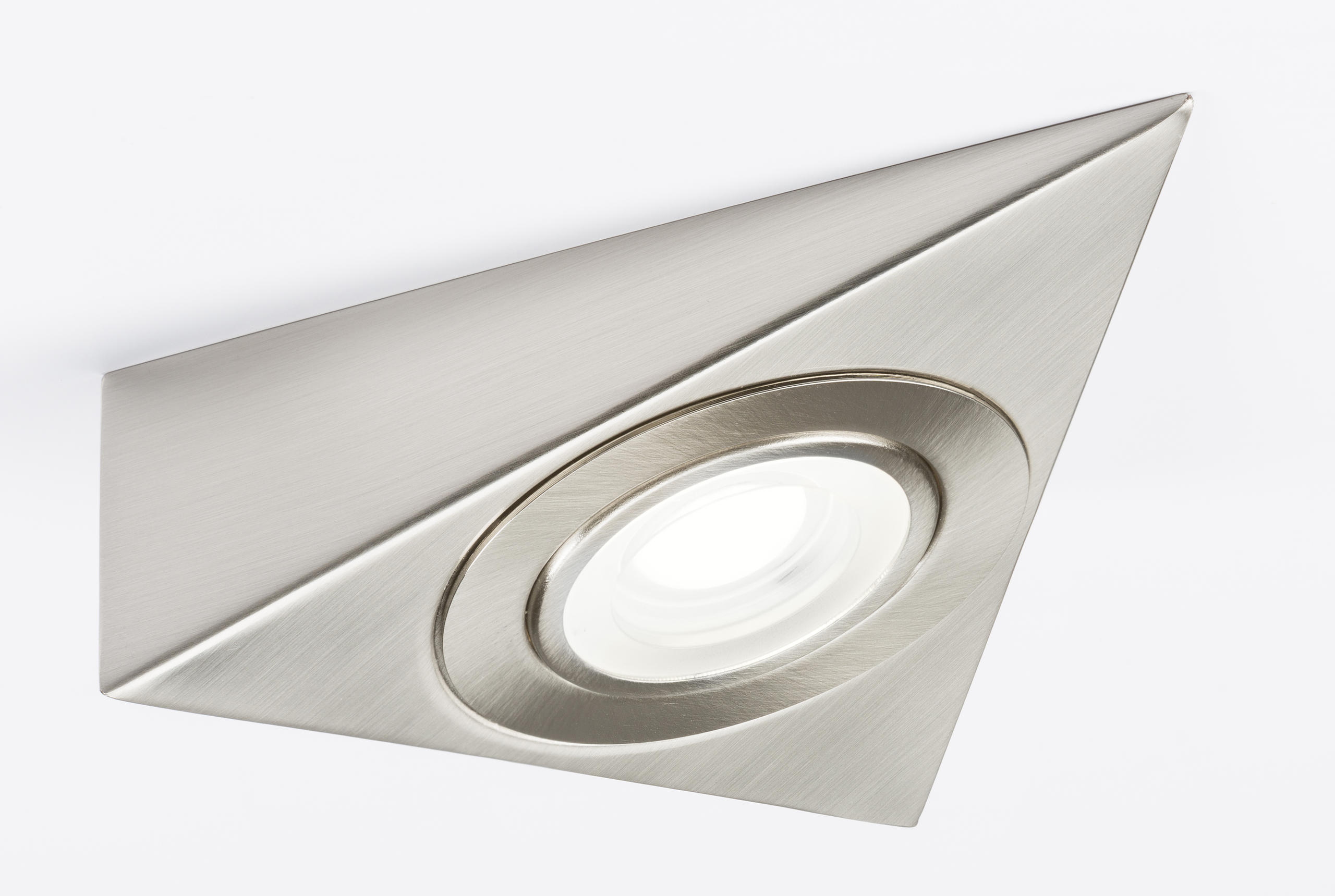 230V LED Triangular Under Cabinet Light - Brushed Chrome 4000K - TRIBCCW 