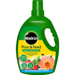 Miracle-Gro Improved Pour & Feed - 3L - STX-374553 