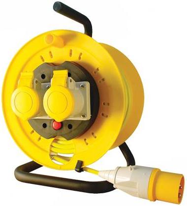 Silverline - 110V FREE STANDING CABLE REEL (16AMP 25M) - 868878 Silverline - 110V FREE STANDING CABLE REEL (16AMP 25M) - 868878