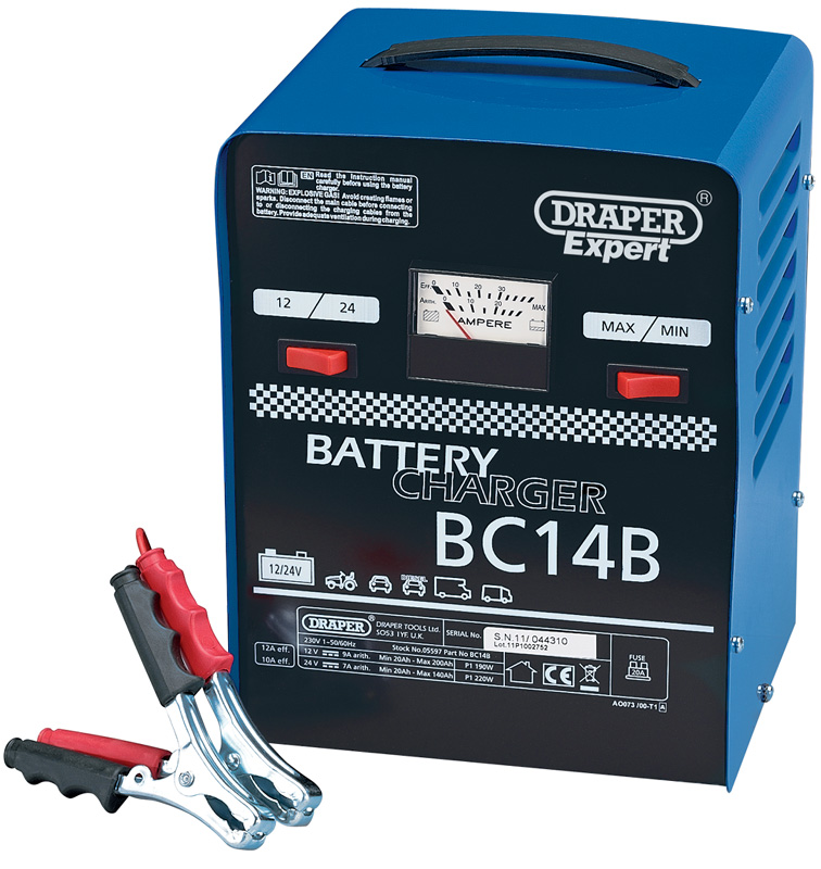 Expert 12V/24V 12A Battery Charger - 05597 