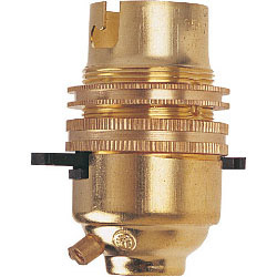 Dencon BC Brass 1/2" Switched Lampholder with Earth - Skin Packed - STX-470350 