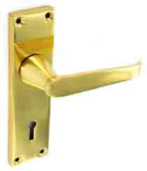 Victorian external economy pack. Contents 1 set lock handles 1x63mm 3 lever lock. 1 pairs 100mm Brass plated hinges - DP7200
