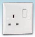 13 Amp 1 Gang switched Socket - IC7000
